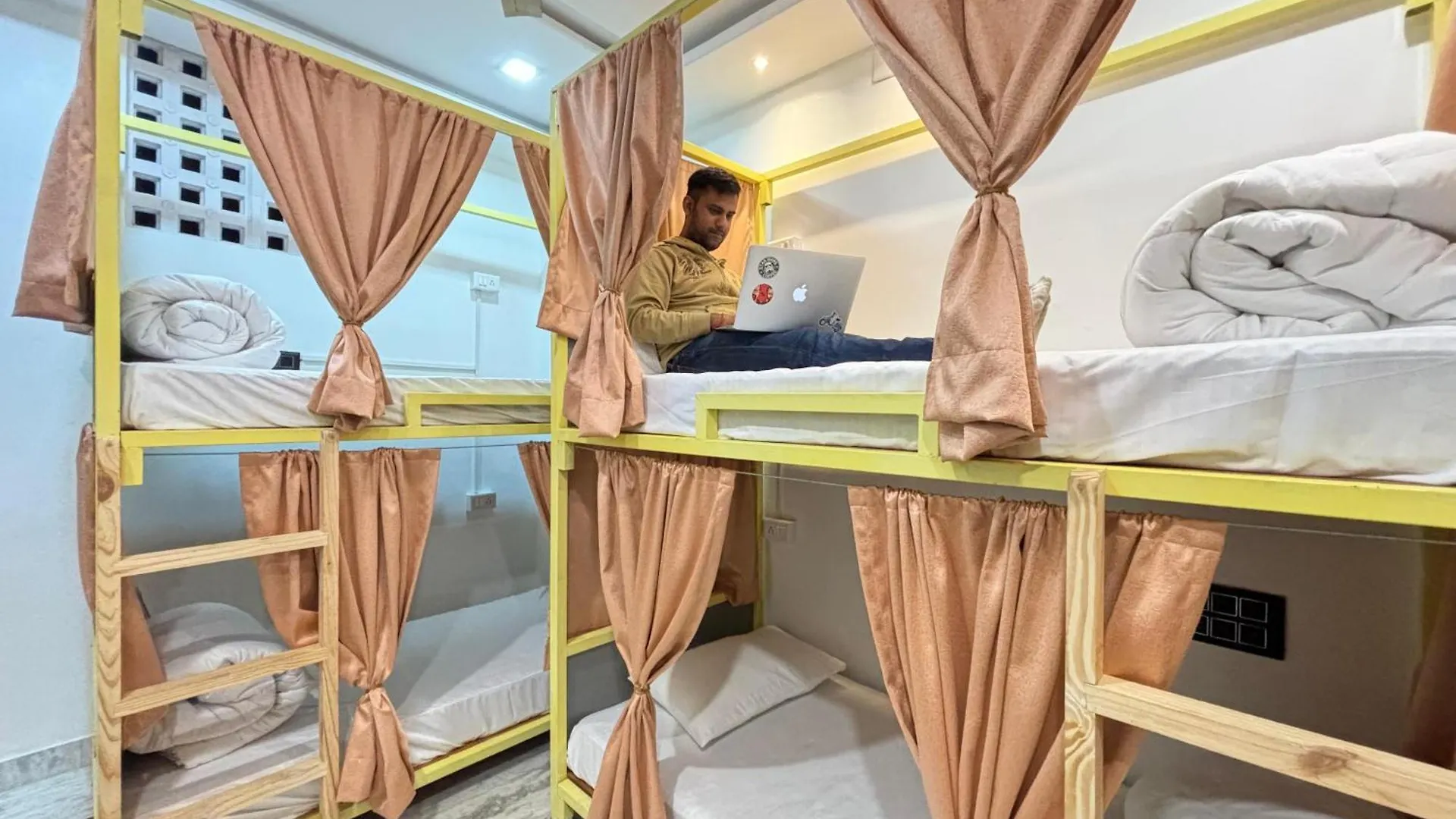 3 Raahi Hostel Udaipur